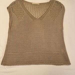 Lofty Style Women's Beige Knit Sweater Vest